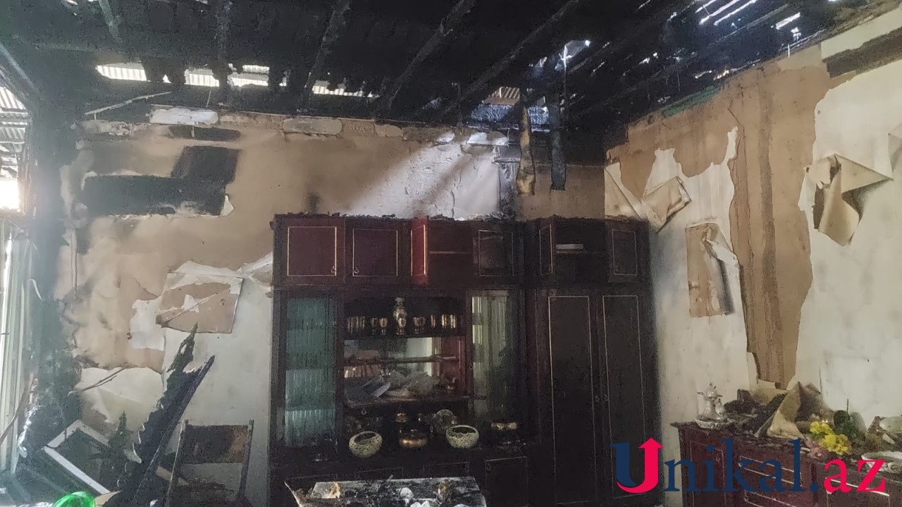 Gəncədə ev yandı - Ər və arvad tüstüdən zəhərləndi (FOTOLAR)